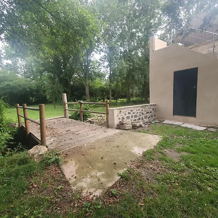 Du Moulin De La Paille * Veyre-Monton